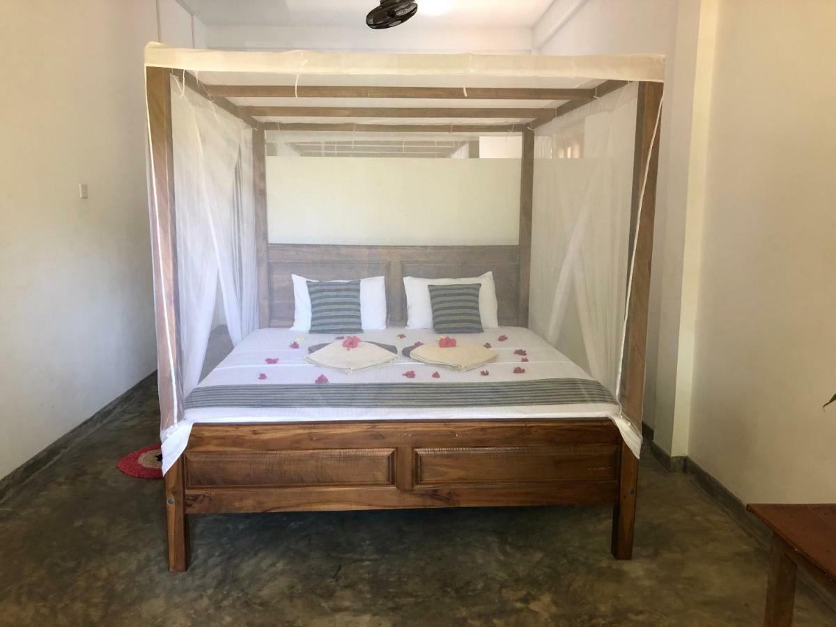 Bed and Breakfast Hiriketiya White House Dikwella Sur Exterior foto